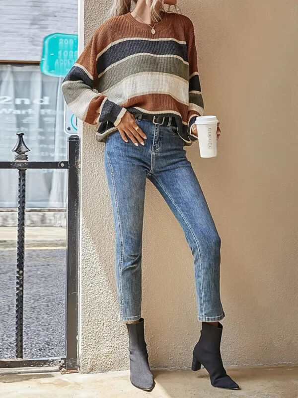 Veda - Color Block Crew Neck Sweater – Image 5