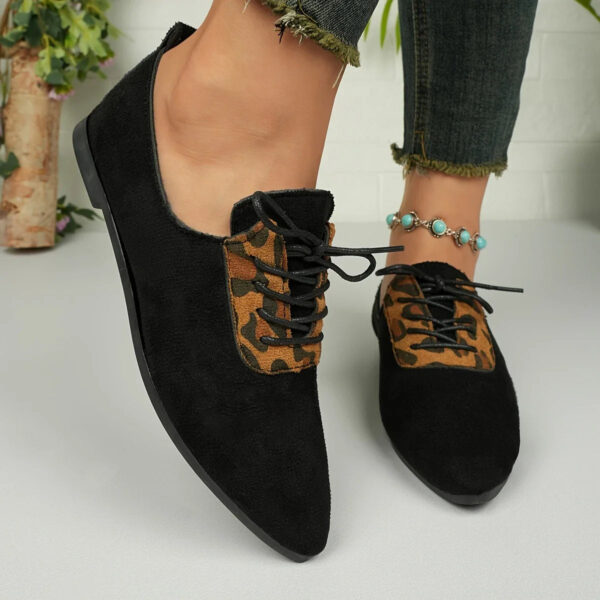Odelia - Chaussures à bout pointu à imprimé léopard pour femmes – Image 4