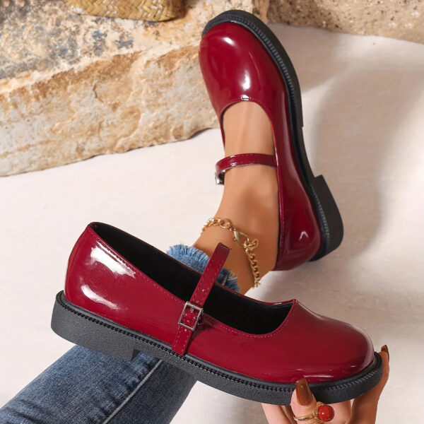 Mary Jane - Chaussures à enfiler en cuir à bout rond pour femmes
