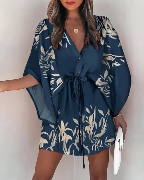 Adeliza - Robe imprimée à col V et manches chauve-souris – Image 3