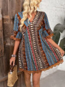Erma - Robe élégante pour femme avec col en V et bordure en dentelle