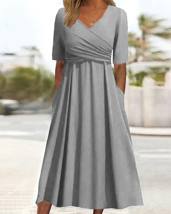 Celeste - Robe croisée à la mode – Image 2