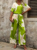 Estelle - Ensemble élégant à blouse décolletée en V et pantalon large à imprimé fleuri