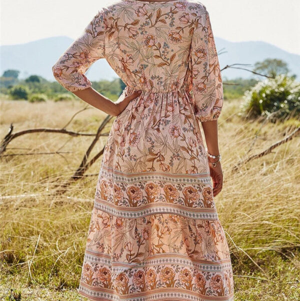 Eleanor - Elegantes Bohemienkleid mit Blumenmuster für Damen – Image 3