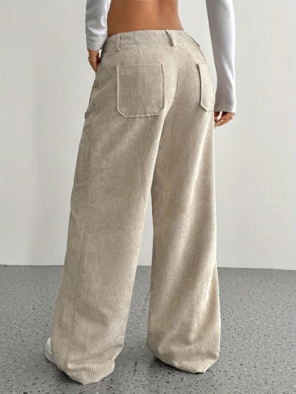 Maeve - Pantalon large décontracté en velours côtelé pour femmes – Image 4