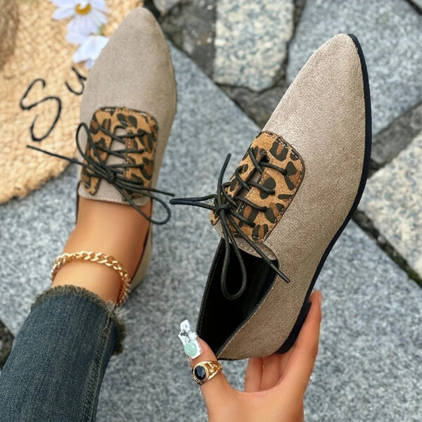 Odelia - Chaussures à bout pointu à imprimé léopard pour femmes – Image 5