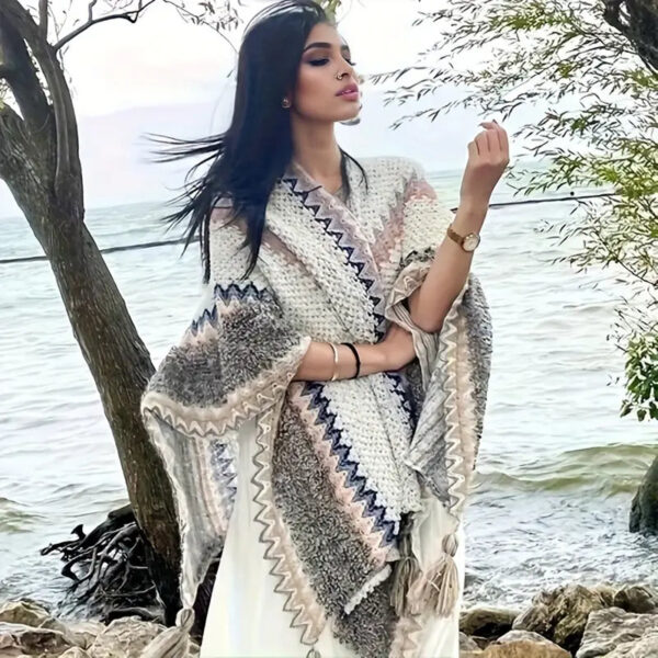 Maddie - Poncho d'hiver Écharpe tricotée – Image 2
