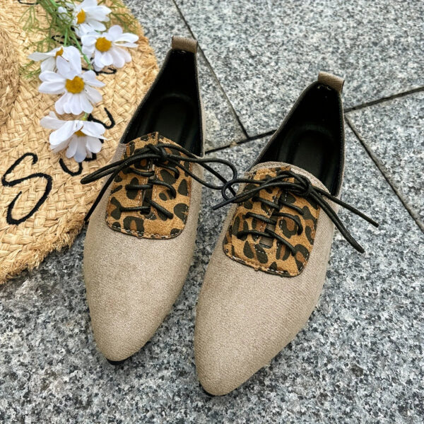 Odelia - Chaussures à bout pointu à imprimé léopard pour femmes – Image 6