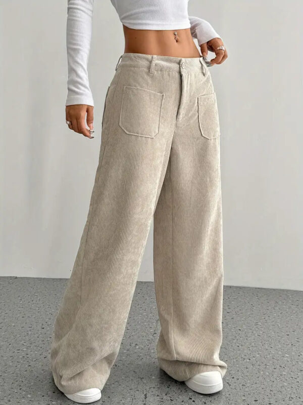 Maeve - Pantalon large décontracté en velours côtelé pour femmes – Image 2