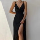 Irene - Robe élégante avec col en V profond et fente haute