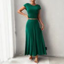 Chiara - Ensemble élégant avec crop top ajusté à taille froncée et jupe fluide