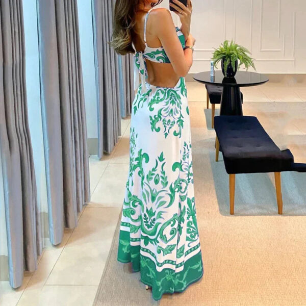 Maribelle - Robe d'été avec col en V et bretelles spaghetti – Image 2