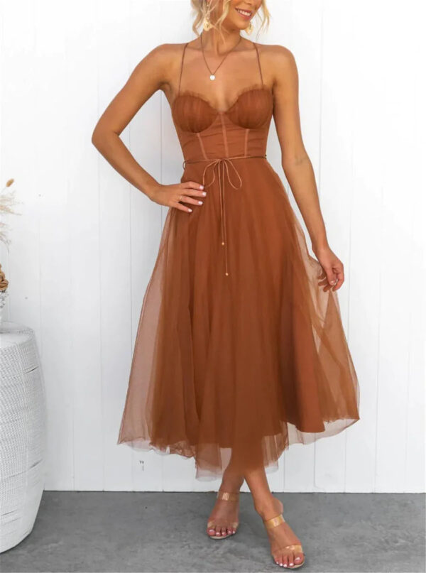 Dorothy - Robe midi en tulle sans dos et sans manches – Image 3
