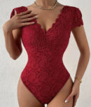 Kristine - Body moulant en dentelle avec col en V