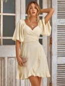 Eileen - Robe à smocks avec ourlet volanté à nouer
