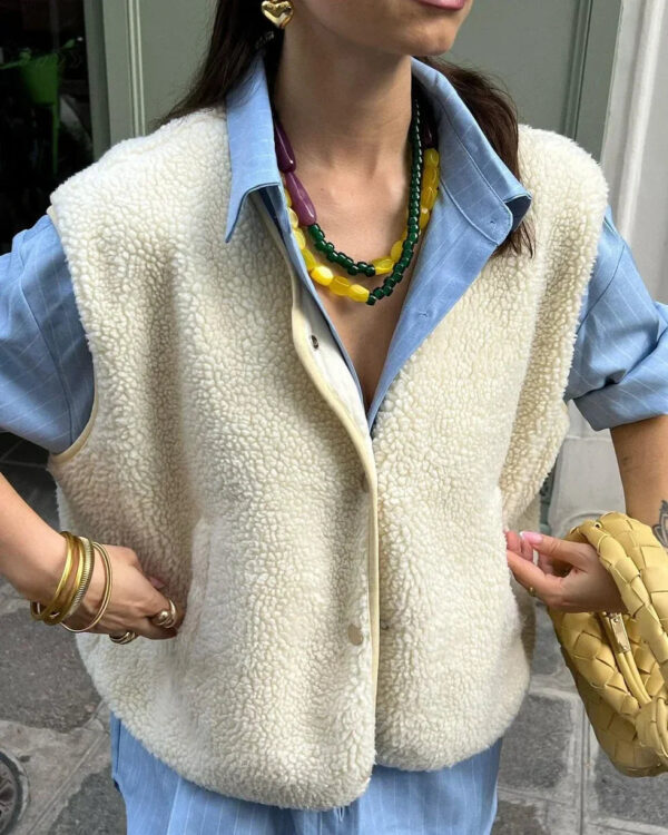 Olivia – Gilet sans manches à col en V – Image 5