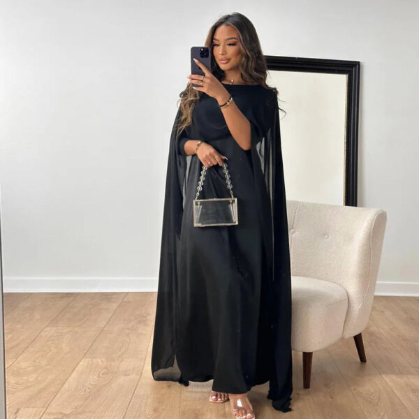 Lilia - Robe longue en satin et maille pour femme – Image 3