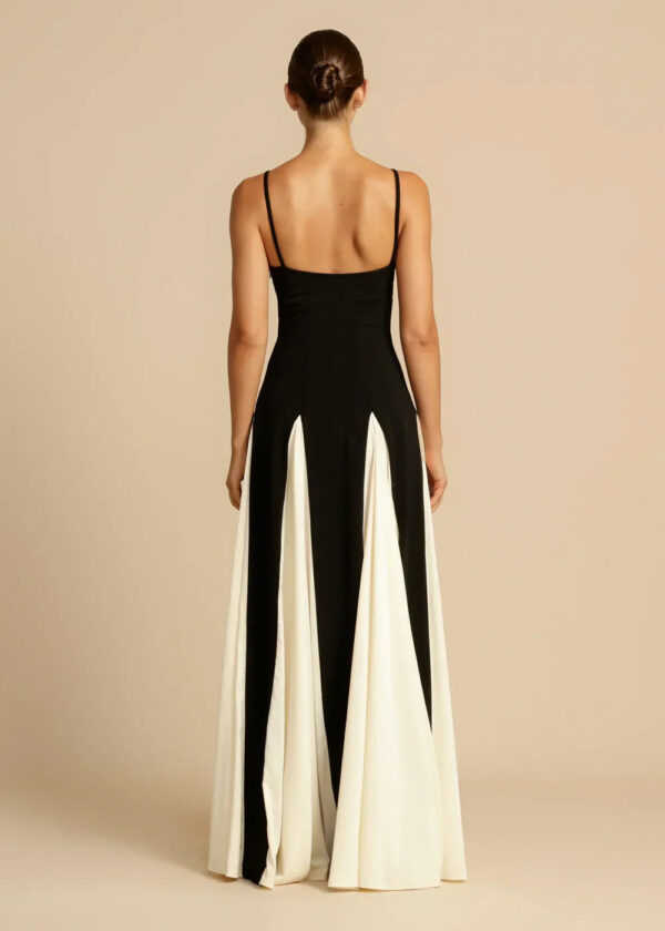 Marina - Robe Maxi Fit and Flare à bretelles pour femmes – Image 3