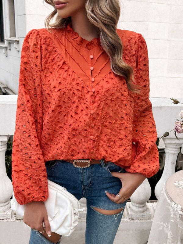 Faye - Blouse élégante à manches longues avec col rond et volants – Image 5
