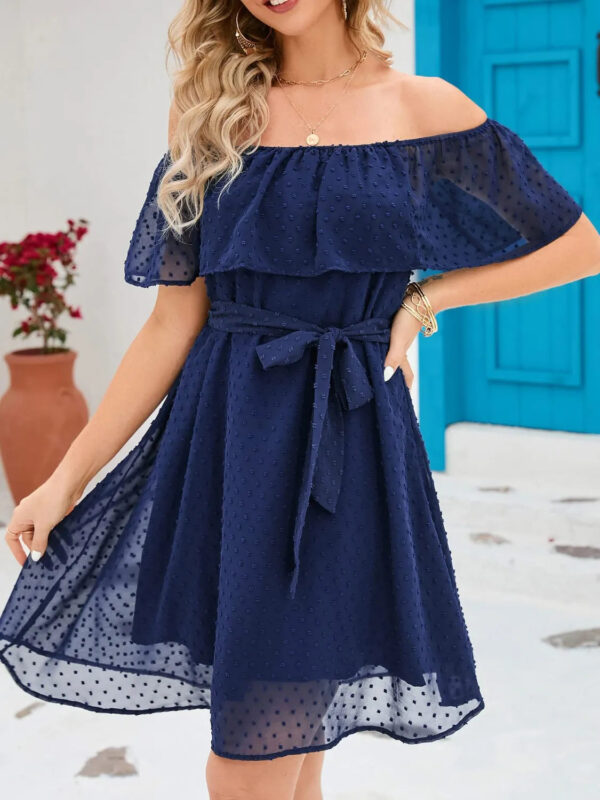 Vanessa - Robe courte élégante à épaules dénudées, manches courtes et ceinture nouée