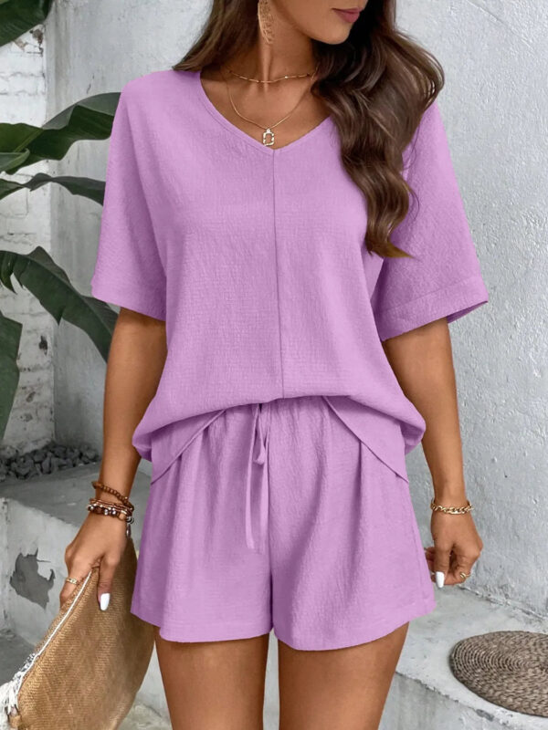 Lara - Ensemble ample avec haut à manches mi-longues et short à col en V – Image 4