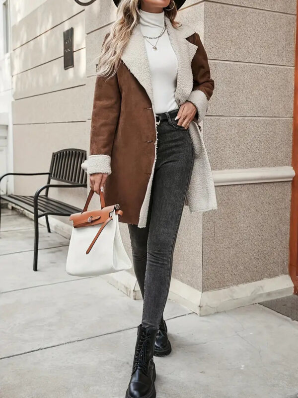 Corene - Manteau avec col à revers et patte de boutonnage sur le devant – Image 3
