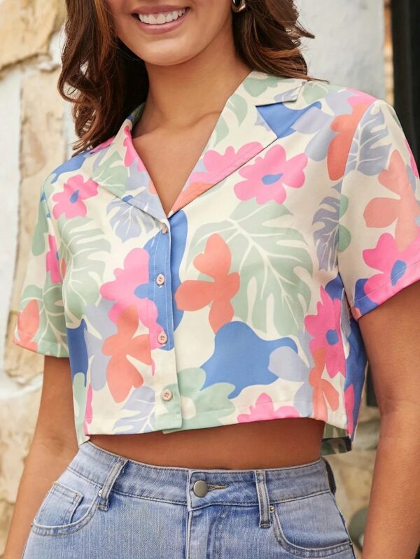 Clarine - Blouse élégante à imprimé floral et manches courtes – Image 4