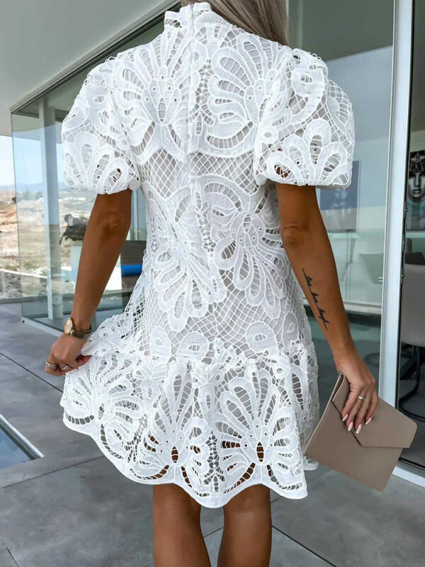 Antoinette - Robe élégante en dentelle brodée – Image 2