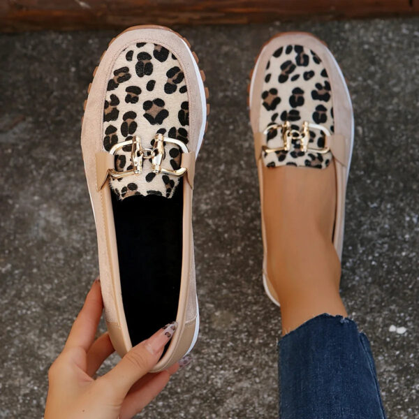 Rebaca - Chaussures plates à imprimé léopard pour femmes – Image 4