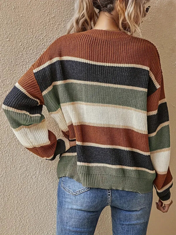 Veda - Color Block Crew Neck Sweater – Image 4