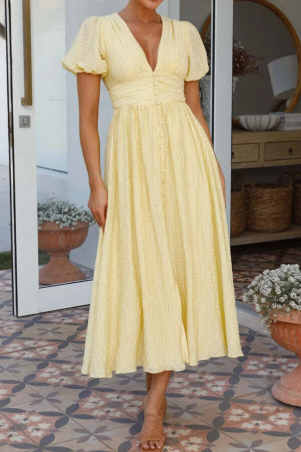 Clarissa - Robe élégante à manches courtes bouffantes et profond décolleté en V – Image 2