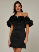 Madison - Robe en satin à épaules dénudées et volants
