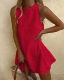 Magdalena - Mini robe sans manches à encolure festonnée
