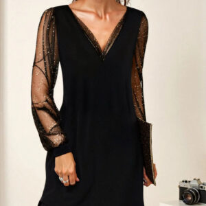 Rosalind - Robe noire élégante et stylée à manches transparentes pour femme