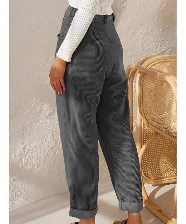 Alberta - Pantalon en velours côtelé à la mode – Image 10